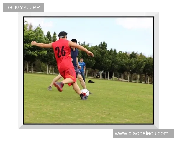 足球明星赛前出场视频精彩瞬间回顾与幕后花絮全景呈现